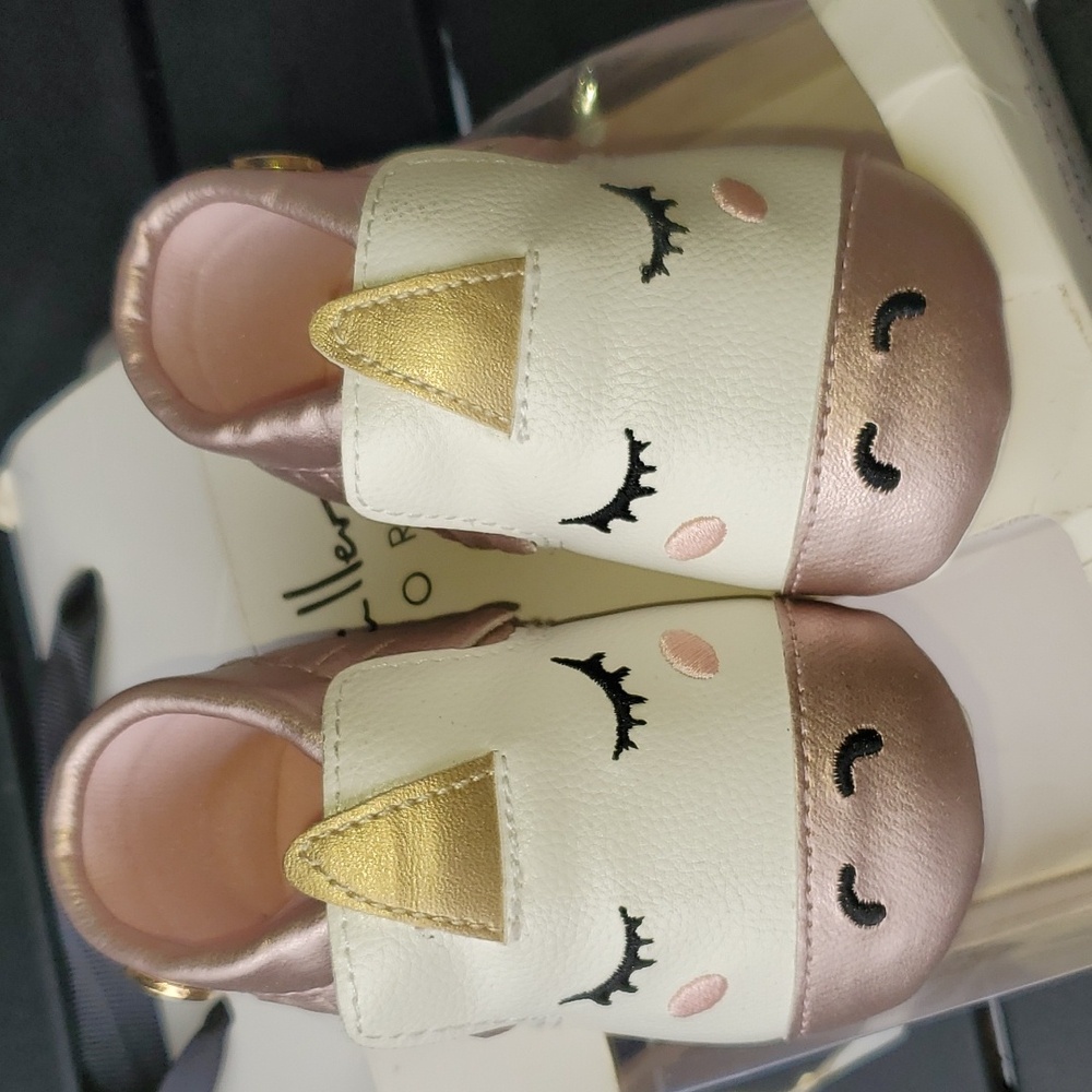 New Nicole Miller NY Stepping Stones Babygirl Infant Unicorn Booties Size 0-6 mo